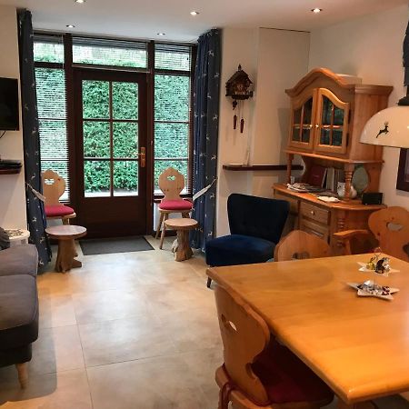 Romantisch Gastenverblijf 'Het Vogelhuisje' Lunteren Esterno foto