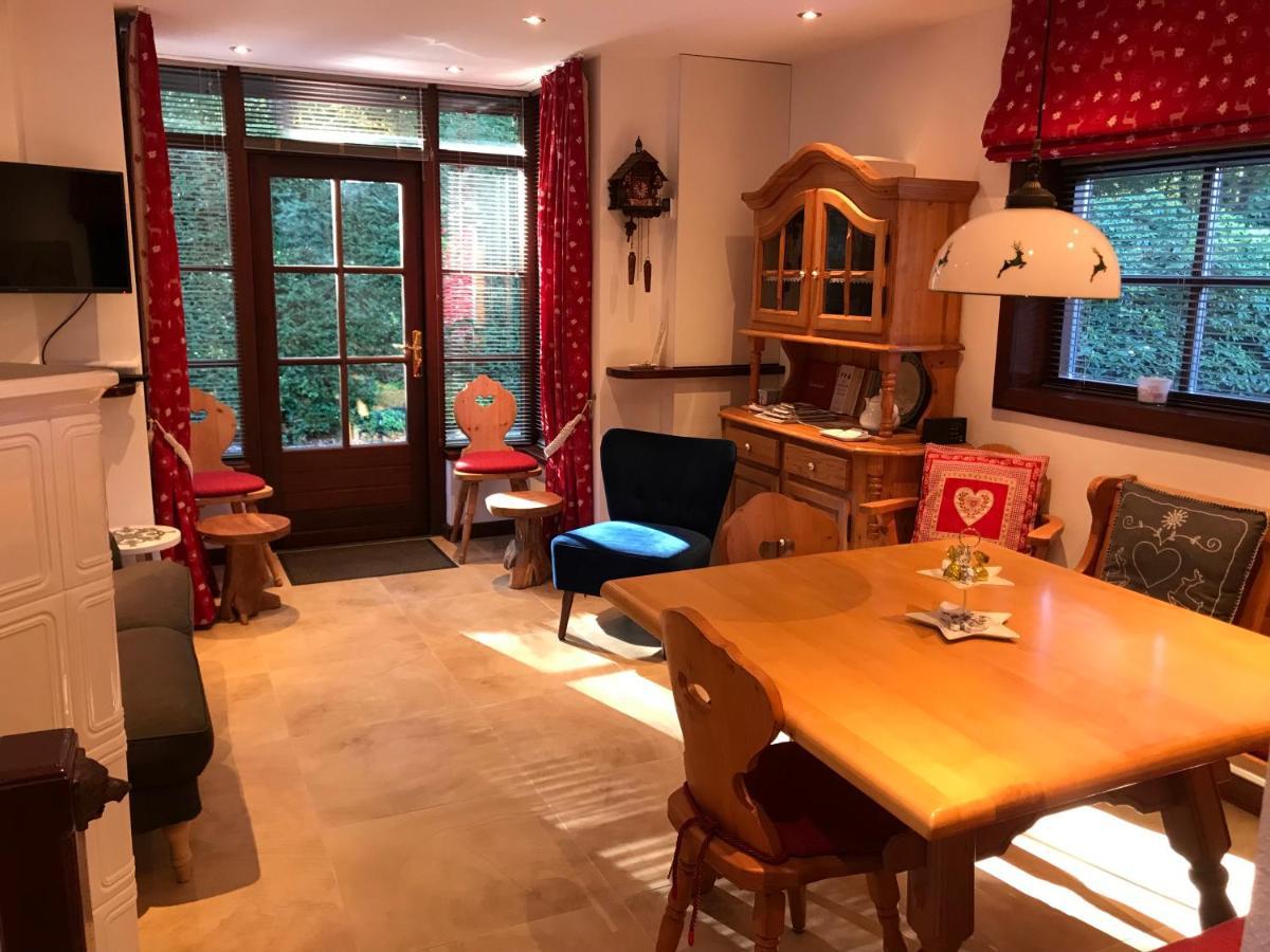 Romantisch Gastenverblijf 'Het Vogelhuisje' Lunteren Esterno foto