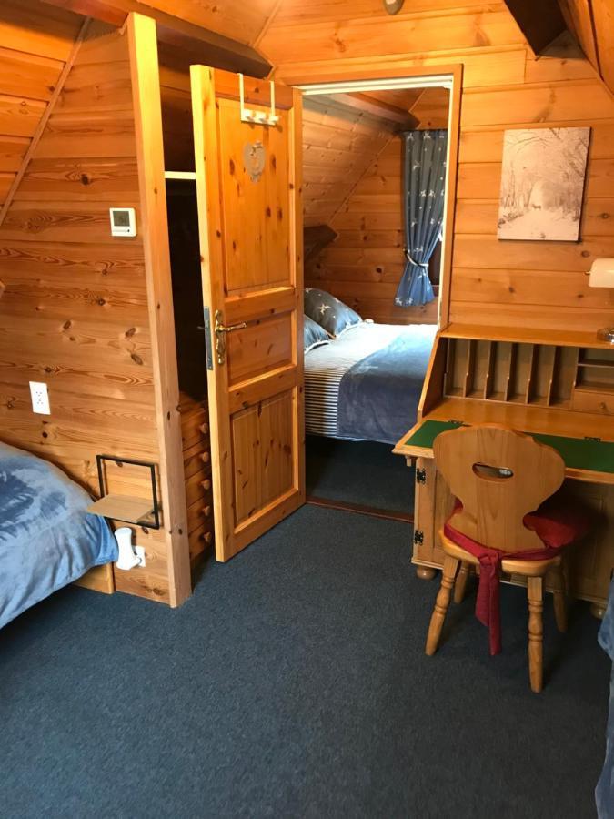 Romantisch Gastenverblijf 'Het Vogelhuisje' Lunteren Esterno foto